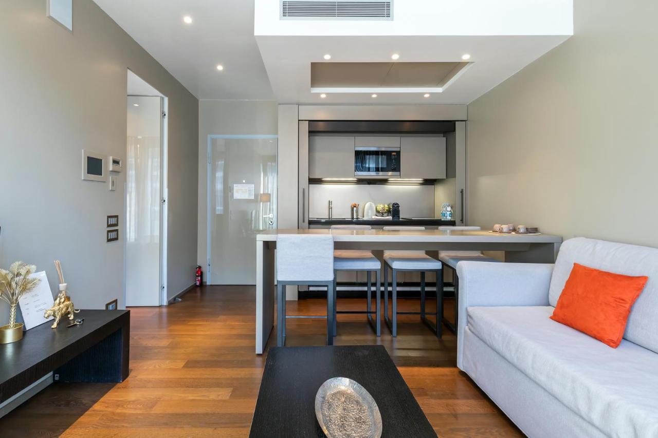 Milan Retreats Duomo Suites Εξωτερικό φωτογραφία