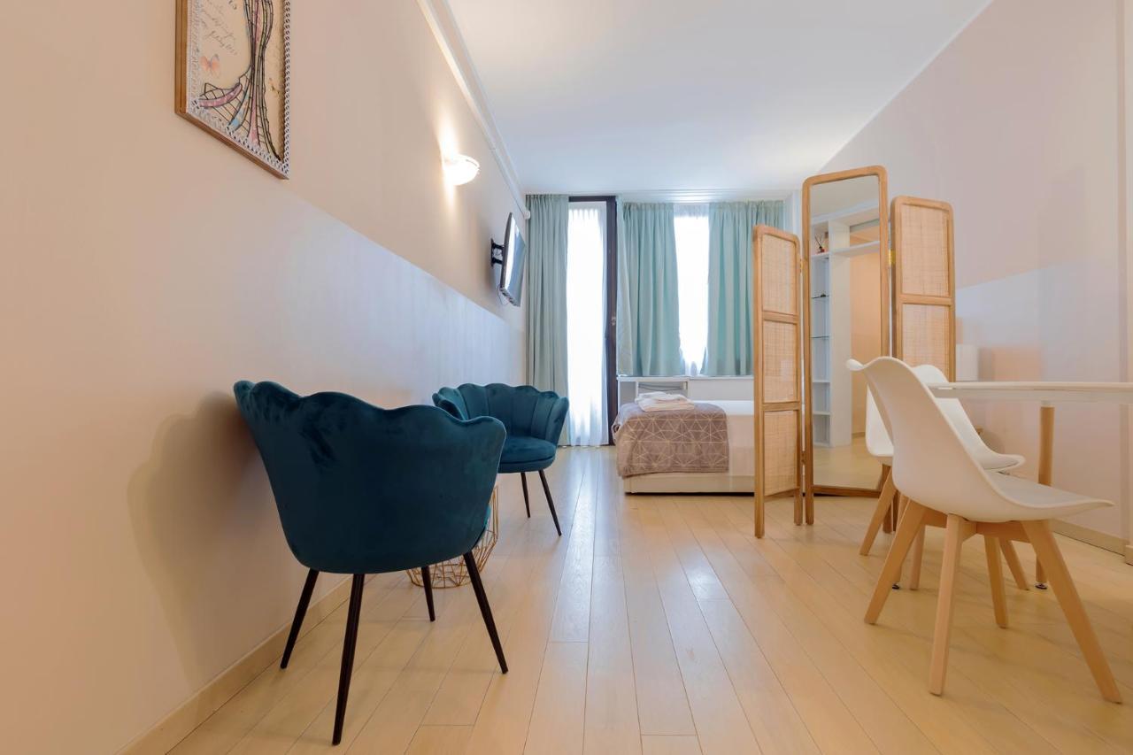 Milan Retreats Duomo Suites Εξωτερικό φωτογραφία